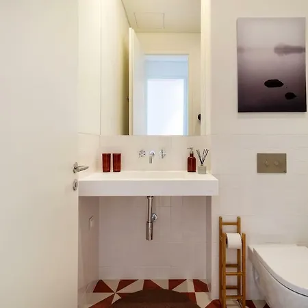 Brand New One-bedroom In Downtown * Lisboa